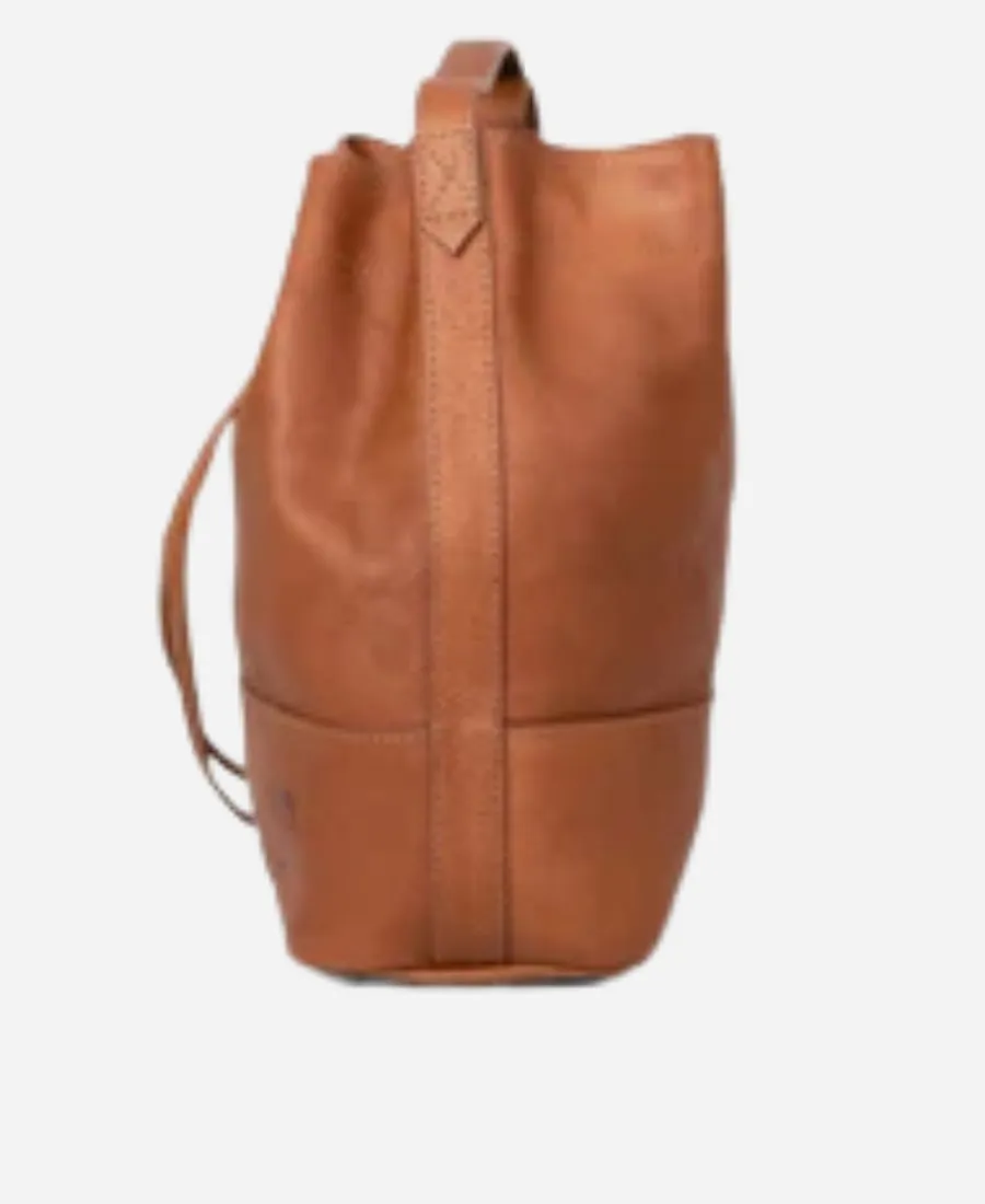 Womens-Handcrafted-Leather-Bucket-Bag.webp Handcrafted Leather Bucket Bag - Image 1